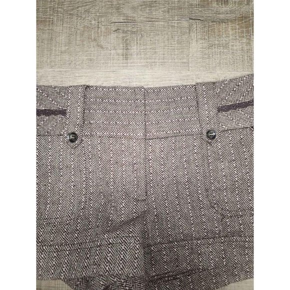 Chic Brown Tweed Mini Shorts - Picture 2 of 6